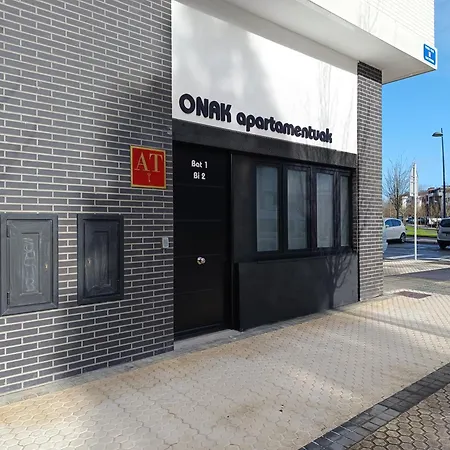 Onak Apartamentuak